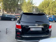 Сүрөт унаа Toyota Highlander