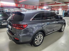 Сүрөт унаа Kia Sorento