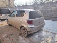 Фото авто Toyota Yaris