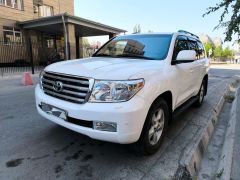 Photo of the vehicle Toyota Land Cruiser