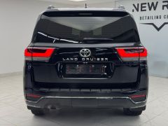 Photo of the vehicle Toyota Land Cruiser