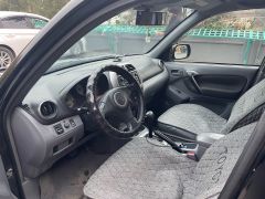 Сүрөт унаа Toyota RAV4