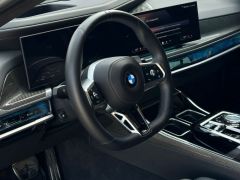 Photo of the vehicle BMW 7 Series