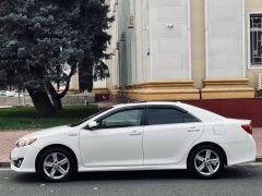 Сүрөт унаа Toyota Camry