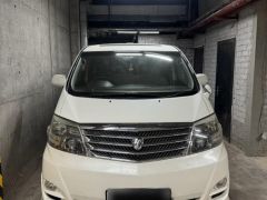 Photo of the vehicle Toyota Alphard