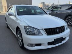 Сүрөт унаа Toyota Crown