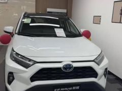 Сүрөт унаа Toyota RAV4