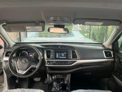 Сүрөт унаа Toyota Highlander