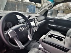 Photo of the vehicle Toyota Tundra