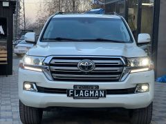 Сүрөт унаа Toyota Land Cruiser