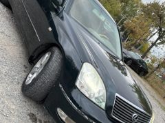 Photo of the vehicle Lexus LS