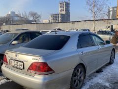 Сүрөт унаа Toyota Crown