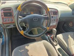 Сүрөт унаа Toyota Avensis