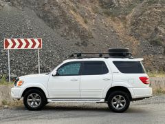 Сүрөт унаа Toyota Sequoia