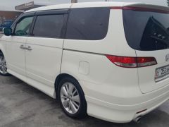 Сүрөт унаа Honda Elysion