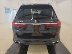 Photo of the vehicle BMW X7