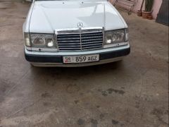 Фото авто Mercedes-Benz W124