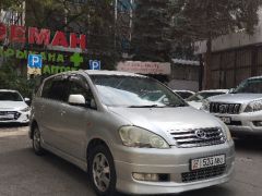 Фото авто Toyota Ipsum