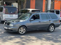 Сүрөт унаа Volkswagen Golf