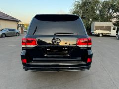 Фото авто Toyota Land Cruiser