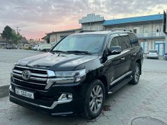 Фото авто Toyota Land Cruiser