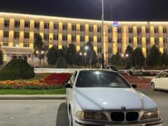 Фото авто BMW 5 серии