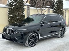 Фото авто BMW X7