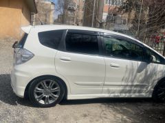 Фото авто Honda Fit