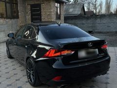 Photo of the vehicle Lexus IS
