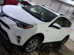 Photo of the vehicle Toyota RAV4