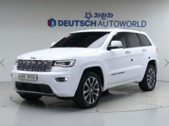 Photo of the vehicle Jeep Grand Cherokee