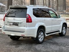 Photo of the vehicle Lexus GX