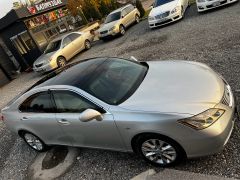 Photo of the vehicle Lexus ES