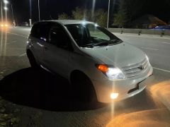 Photo of the vehicle Toyota Ist