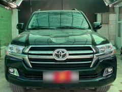 Photo of the vehicle Toyota Land Cruiser