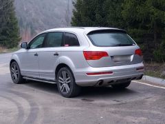 Photo of the vehicle Audi Q7