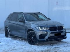 Photo of the vehicle BMW X5