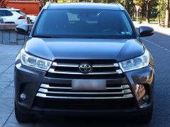 Photo of the vehicle Toyota Highlander