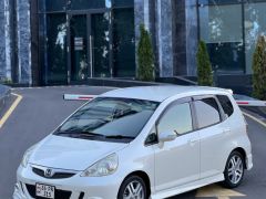 Photo of the vehicle Honda Fit