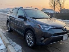 Сүрөт унаа Toyota RAV4