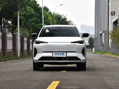 Фото авто Changan Qiyuan Q05