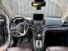 Photo of the vehicle Chevrolet Orlando