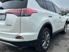 Photo of the vehicle Toyota RAV4