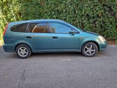 Сүрөт унаа Honda Stream