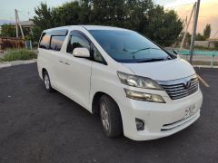 Сүрөт унаа Toyota Alphard