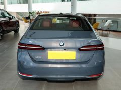 Сүрөт унаа BMW i5