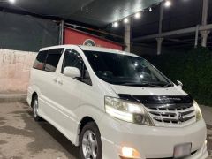 Сүрөт унаа Toyota Alphard