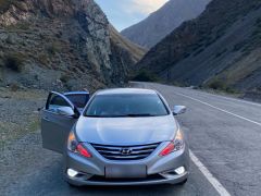 Photo of the vehicle Hyundai Sonata