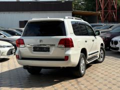 Сүрөт унаа Toyota Land Cruiser