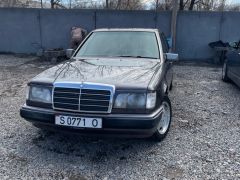 Photo of the vehicle Mercedes-Benz W124